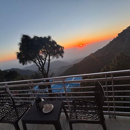 Urban Wave 2Bed Rooms By The North Edge Kasauli Exterior foto